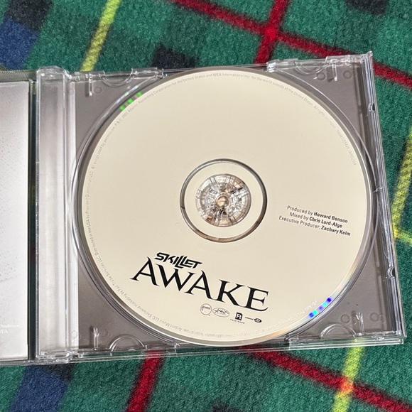 Skillet Awake CD - Picture 4 of 5